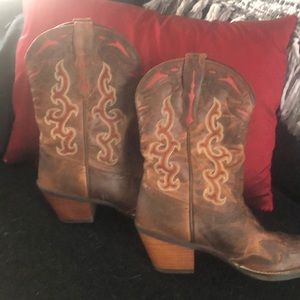 ARIAT cowboy boots